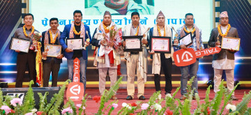 क्रिकेटर करण र फुटबलर सावित्रा वर्षोत्कृष्ट खेलाडी घोषित